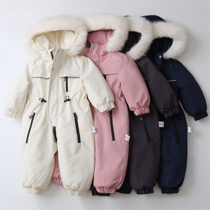 Kids Outdoor Jumpsuit - بذلة أطفال بغطاء رأس مضادة للماء
