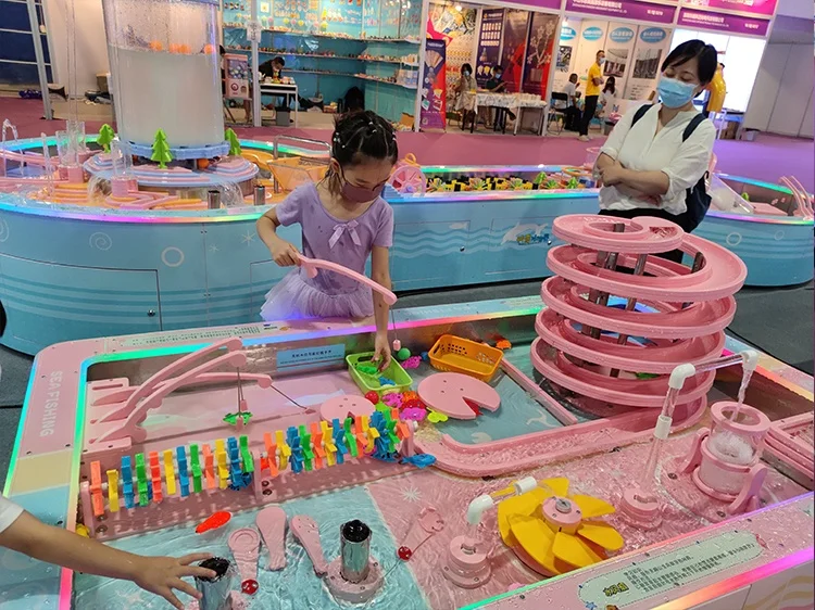 منتج بونهونغ عالي الجودة لمدن  - مراجعة Kids Outdoor Water Play Table وسعره
